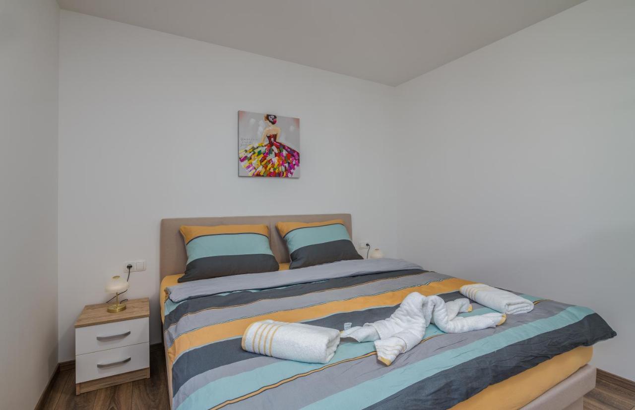 Apartments Sunrise Krk Krk Town Exterior foto